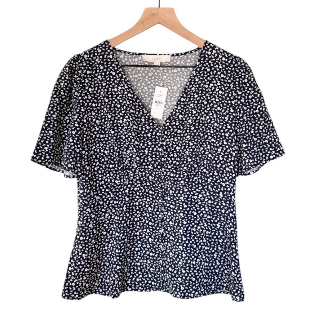 NWT Loft Floral Short Ruffle Sleeve Babydoll Top Navy Blue White Women’s Size 4